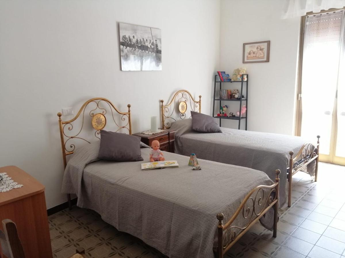 La Casa Di Gb Appartement Pieve di Teco Buitenkant foto